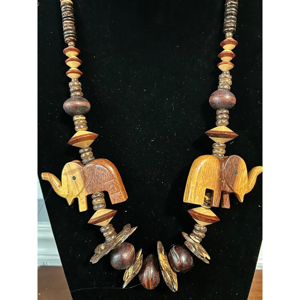 Vintage Handcrafted Carved Elephant Necklace Brown Beaded Statement Boho - Picture 9 of 12
